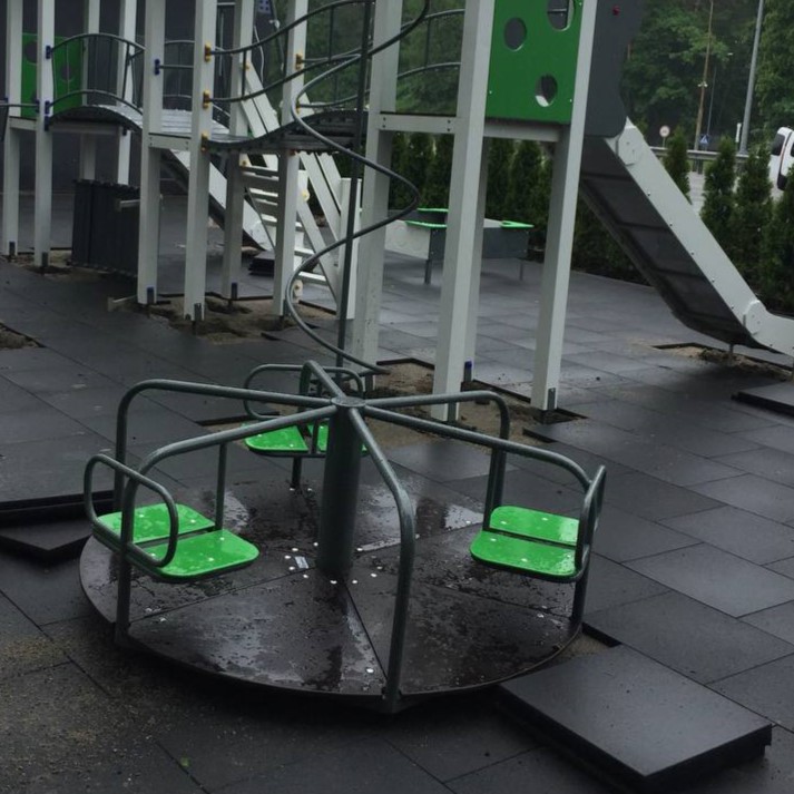 Карусель Три лепестка KIDIGO