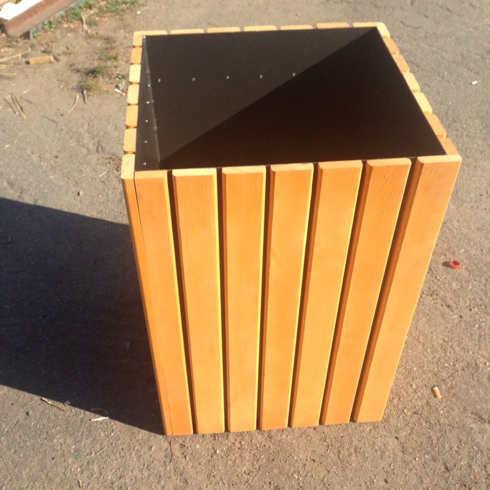 Урна VMVU010 KIDIGO