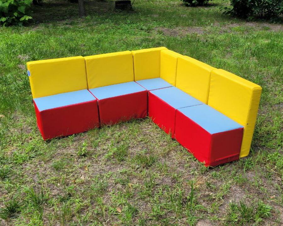 Набор детской мебели Друзья KIDIGO