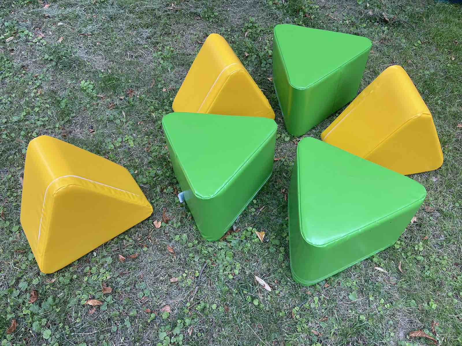 Комплект детских пуфов Клевер KIDIGO