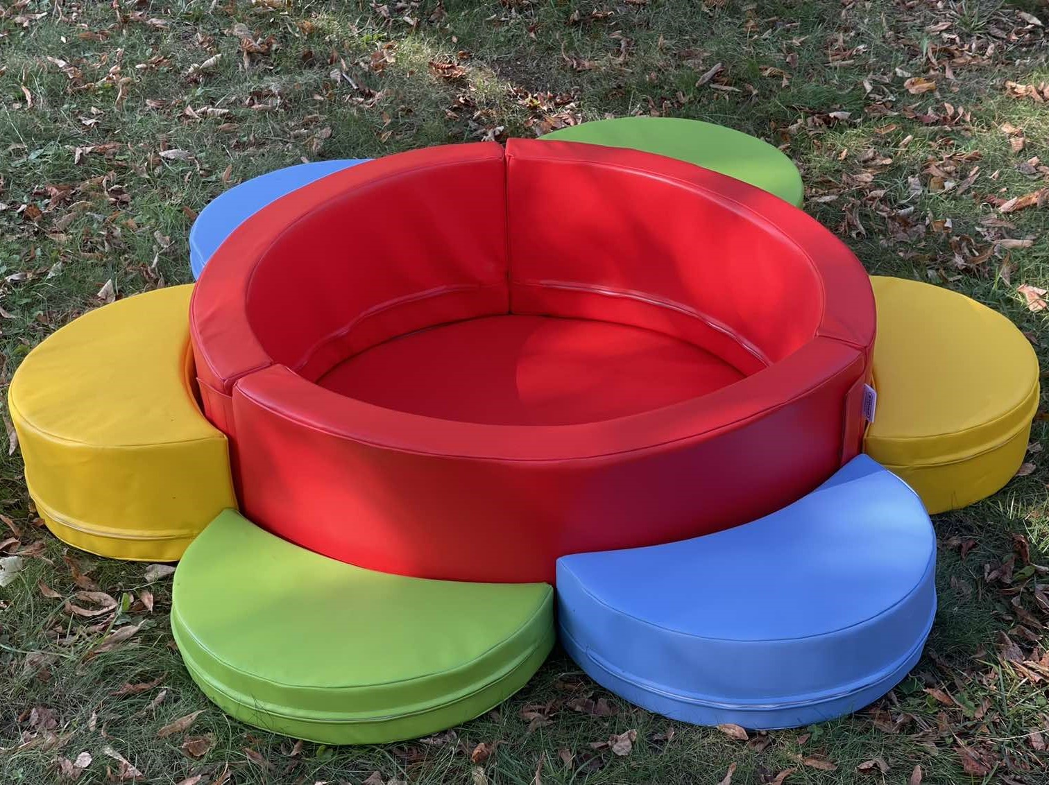 Soft Ball Pit - Petals