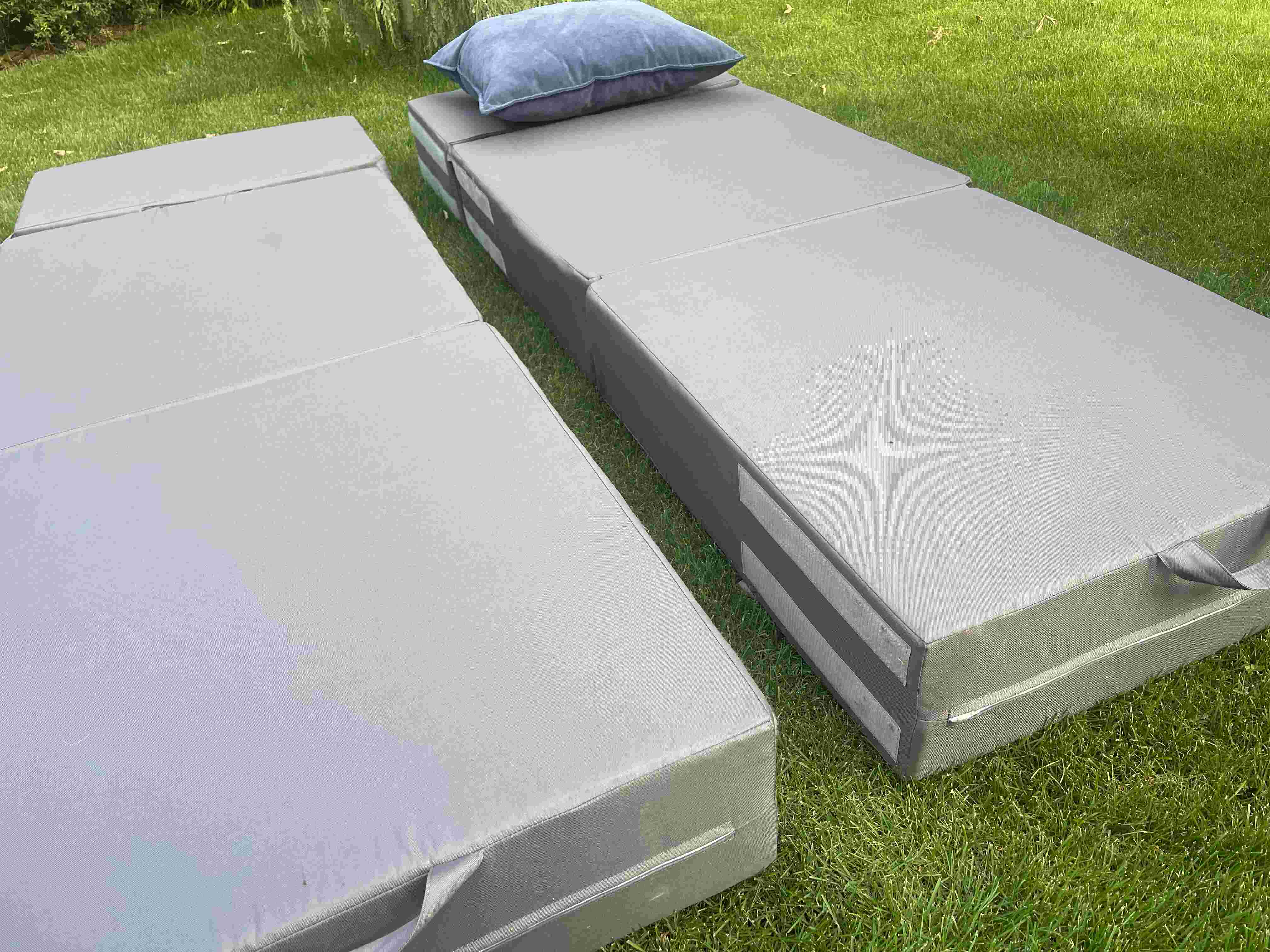 Бескаркасный Диван-кровать (с системой объединения 2х кресел) KIDIGO