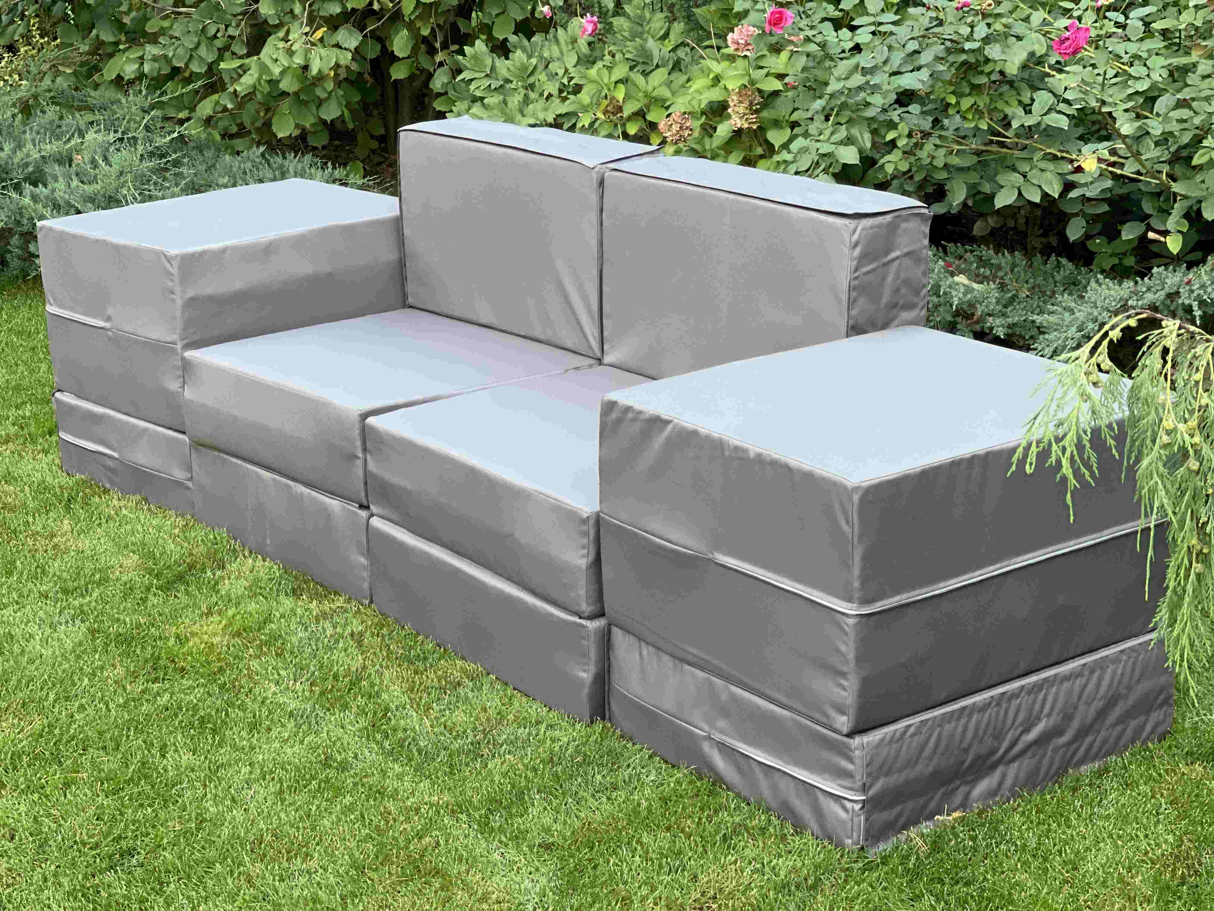 Набор Диван-кровать с пуфами KIDIGO