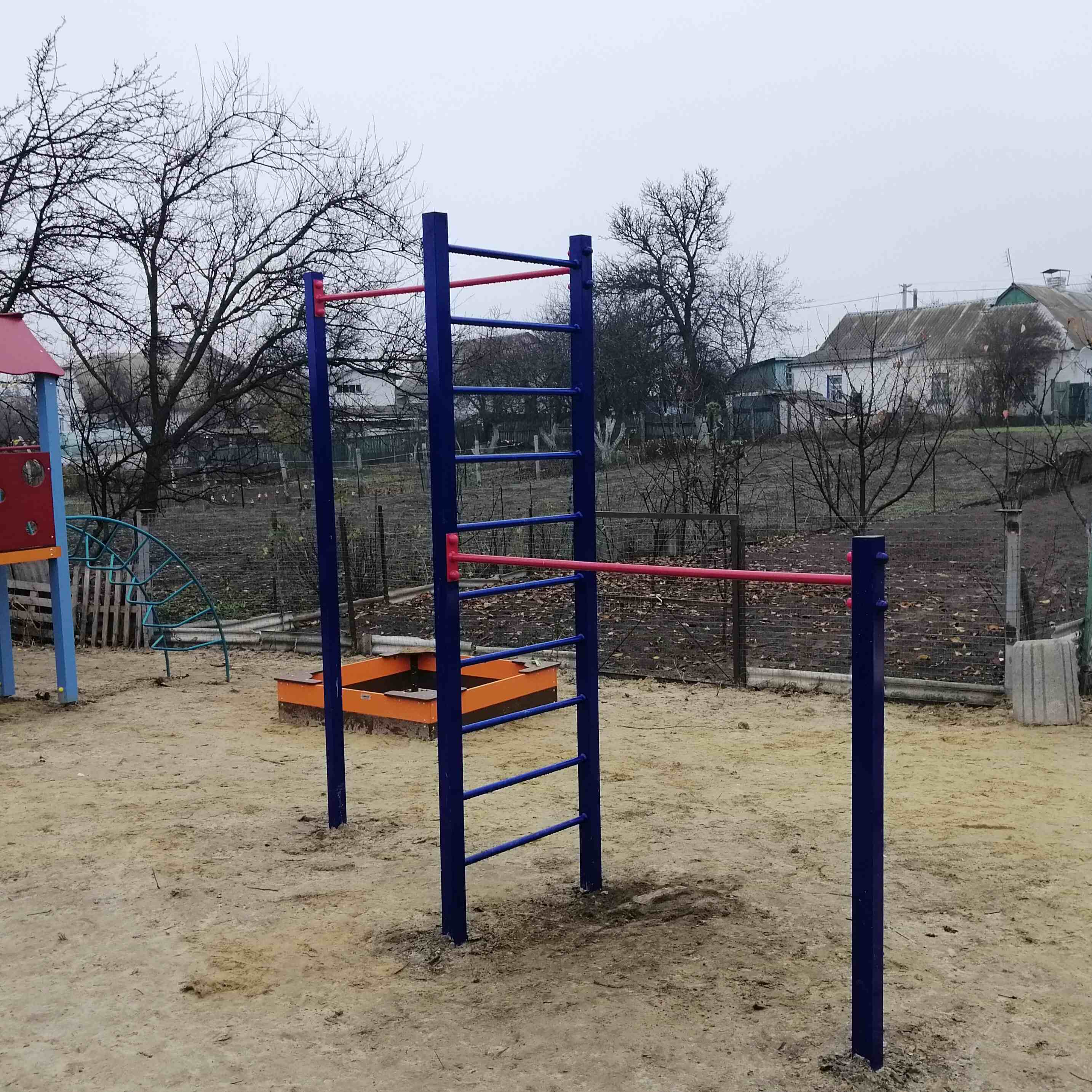 Турник угловой с лестницей KIDIGO