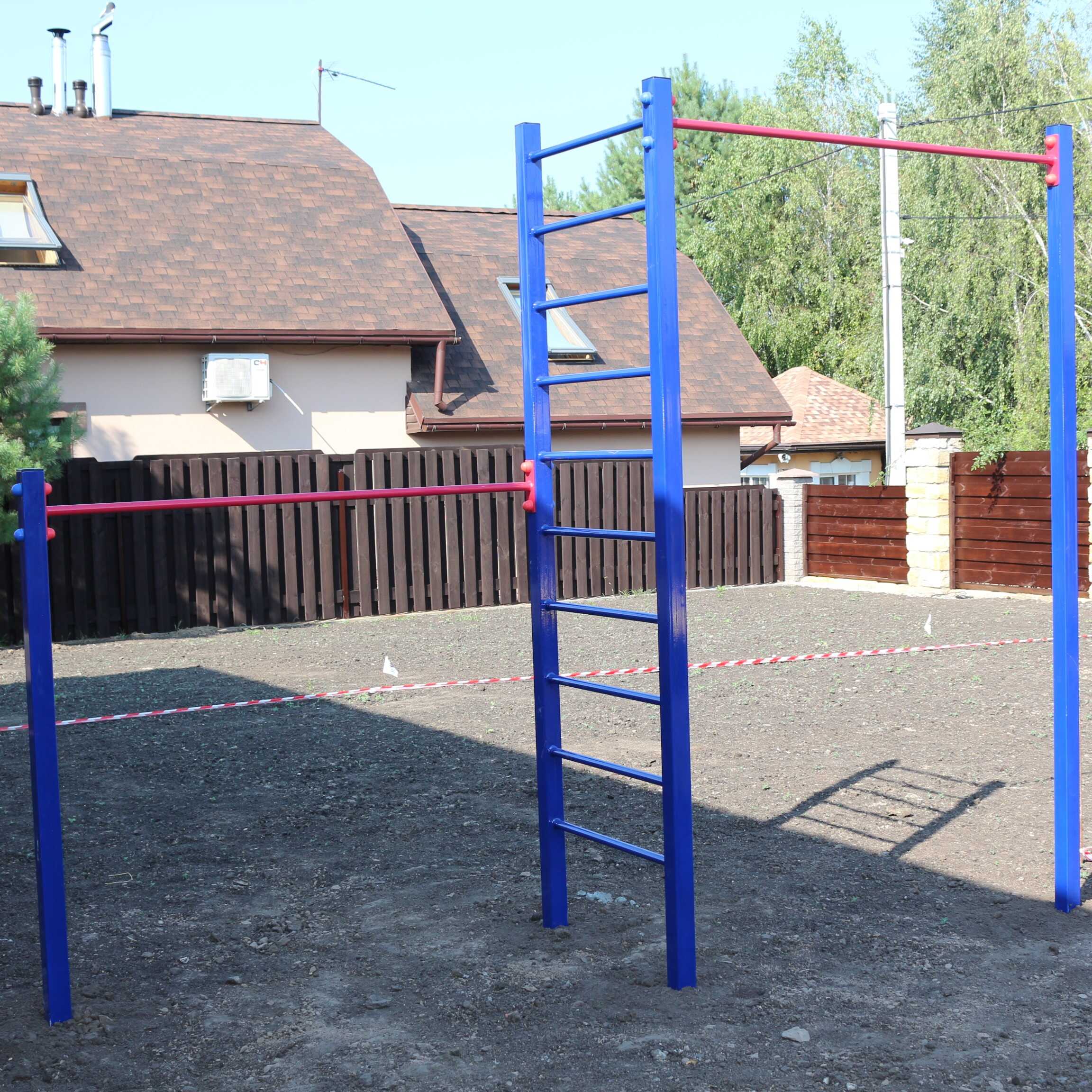 Турник угловой с лестницей KIDIGO